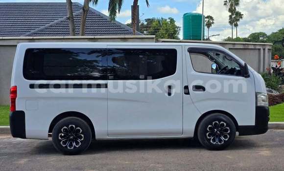Tenga Tsaru Nissan Caravan Chena Mota in Borrowdale in Harare Tenga Tsaru Nissan Caravan Chena Mota in Borrowdale in Harare