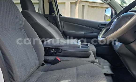 Tenga Tsaru Nissan Caravan Chena Mota in Borrowdale in Harare Tenga Tsaru Nissan Caravan Chena Mota in Borrowdale in Harare