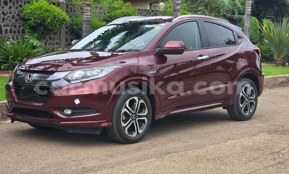 Tenga Tsaru Honda Vezel Tsvuku Mota in Bindura in Mashonaland yePakati Tenga Tsaru Honda Vezel Tsvuku Mota in Bindura in Mashonaland yePakati