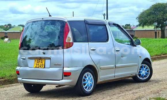 Acheter Occasion Voiture Toyota FunCargo Autre à Borrowdale, Harare Acheter Occasion Voiture Toyota FunCargo Autre à Borrowdale, Harare