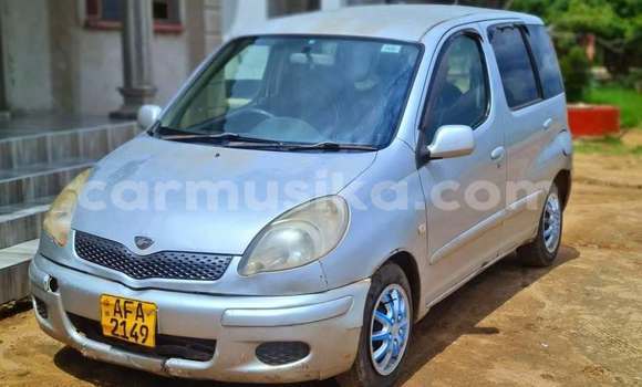 Acheter Occasion Voiture Toyota FunCargo Autre à Borrowdale, Harare Acheter Occasion Voiture Toyota FunCargo Autre à Borrowdale, Harare