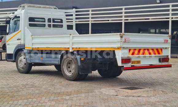 Acheter Occasion Utilitaire Mercedes‒Benz Atego Blanc à Bindura, Mashonaland Central Acheter Occasion Utilitaire Mercedes‒Benz Atego Blanc à Bindura, Mashonaland Central