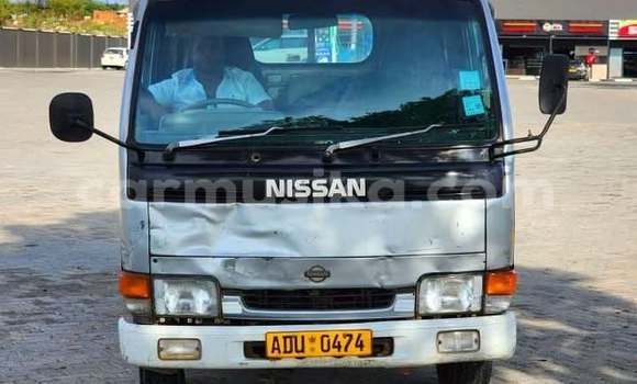 Acheter Occasion Utilitaire Nissan Evalia Autre à Bindura, Mashonaland Central Acheter Occasion Utilitaire Nissan Evalia Autre à Bindura, Mashonaland Central