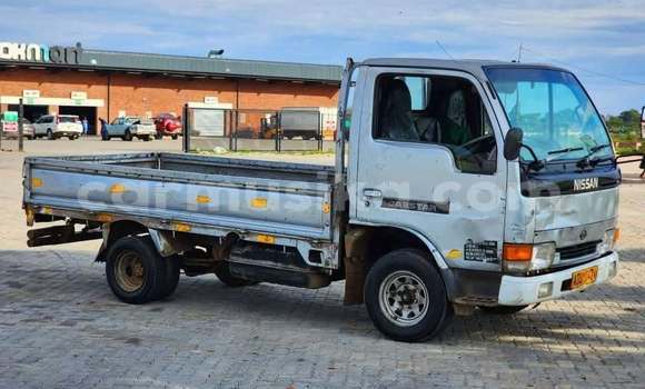 Acheter Occasion Utilitaire Nissan Evalia Autre à Bindura, Mashonaland Central Acheter Occasion Utilitaire Nissan Evalia Autre à Bindura, Mashonaland Central