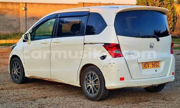 Acheter Occasion Voiture Honda Freed Blanc à Borrowdale, Harare Acheter Occasion Voiture Honda Freed Blanc à Borrowdale, Harare