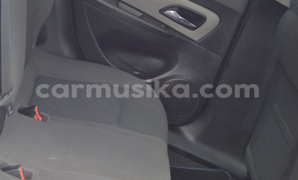 Buy Used Chevrolet Cruze Silver Car in Beitbridge in Matabeleland South Buy Used Chevrolet Cruze Silver Car in Beitbridge in Matabeleland South