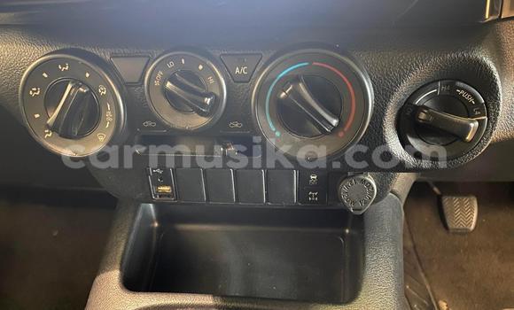 Acheter Occasion Voiture Toyota Hilux Blanc à Beitbridge, Matabeleland South Acheter Occasion Voiture Toyota Hilux Blanc à Beitbridge, Matabeleland South