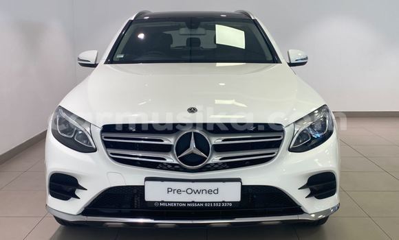 Acheter Occasion Voiture Mercedes-Benz GLC 250D Blanc à Beitbridge, Matabeleland South Acheter Occasion Voiture Mercedes-Benz GLC 250D Blanc à Beitbridge, Matabeleland South