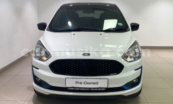 Acheter Occasion Voiture Ford Fiesta Blanc à Beitbridge, Matabeleland South Acheter Occasion Voiture Ford Fiesta Blanc à Beitbridge, Matabeleland South