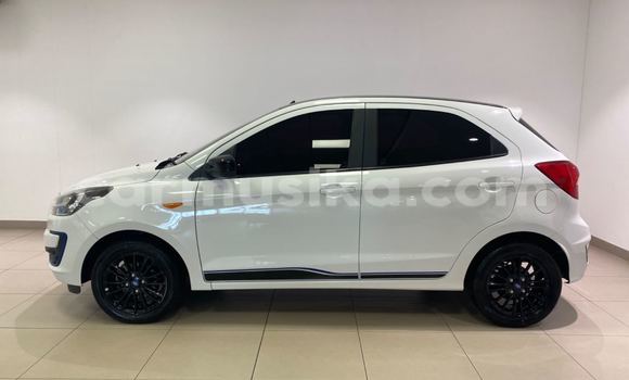 Acheter Occasion Voiture Ford Fiesta Blanc à Beitbridge, Matabeleland South Acheter Occasion Voiture Ford Fiesta Blanc à Beitbridge, Matabeleland South