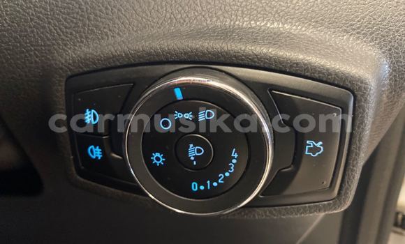 Acheter Occasion Voiture Ford Fiesta Blanc à Beitbridge, Matabeleland South Acheter Occasion Voiture Ford Fiesta Blanc à Beitbridge, Matabeleland South