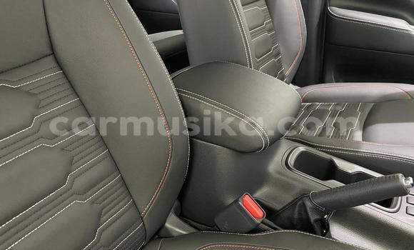 Acheter Occasion Voiture Nissan Navara Blanc à Beitbridge, Matabeleland South Acheter Occasion Voiture Nissan Navara Blanc à Beitbridge, Matabeleland South