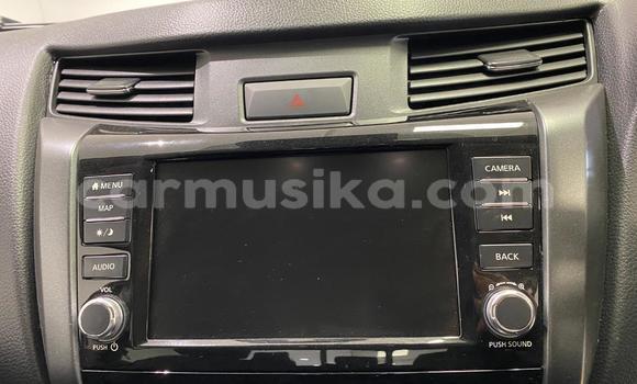 Acheter Occasion Voiture Nissan Navara Blanc à Beitbridge, Matabeleland South Acheter Occasion Voiture Nissan Navara Blanc à Beitbridge, Matabeleland South