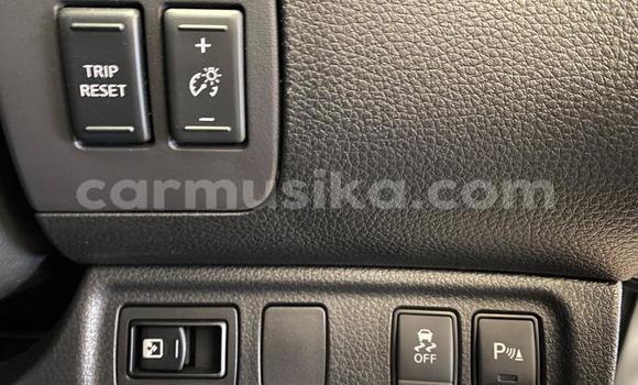 Acheter Occasion Voiture Nissan Navara Blanc à Beitbridge, Matabeleland South Acheter Occasion Voiture Nissan Navara Blanc à Beitbridge, Matabeleland South