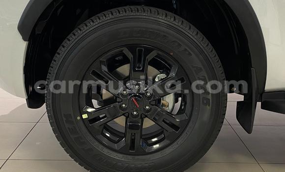 Acheter Occasion Voiture Nissan Navara Blanc à Beitbridge, Matabeleland South Acheter Occasion Voiture Nissan Navara Blanc à Beitbridge, Matabeleland South