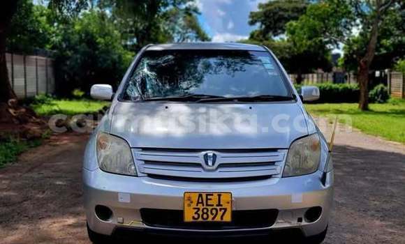 Acheter Occasion Voiture Toyota IST Rouge à Harare, Harare Acheter Occasion Voiture Toyota IST Rouge à Harare, Harare