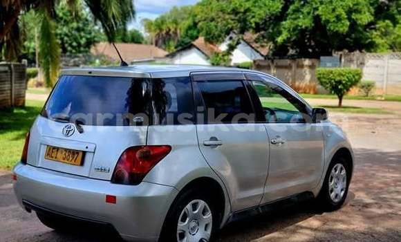 Acheter Occasion Voiture Toyota IST Rouge à Harare, Harare Acheter Occasion Voiture Toyota IST Rouge à Harare, Harare