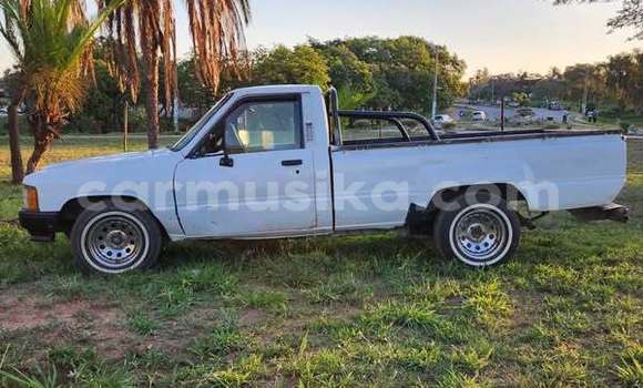 Buy Used Toyota Hilux Other Car in Harare in Harare Buy Used Toyota Hilux Other Car in Harare in Harare