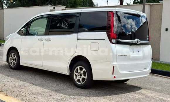 Acheter Occasion Voiture Toyota Esquire Autre à Harare, Harare Acheter Occasion Voiture Toyota Esquire Autre à Harare, Harare