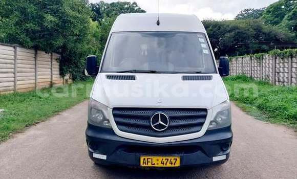 Acheter Occasion Voiture Mercedes-Benz C-Classe Autre à Harare, Harare Acheter Occasion Voiture Mercedes-Benz C-Classe Autre à Harare, Harare