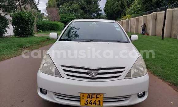 Acheter Occasion Voiture Toyota Allion Blanc à Harare, Harare