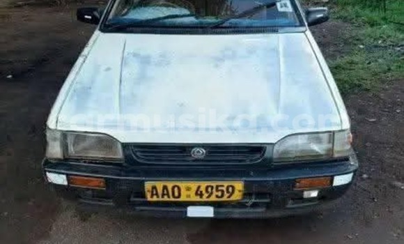 Nunua Ilio tumika Mazda 323 Nyingine Gari ndani ya Harare nchini Harare