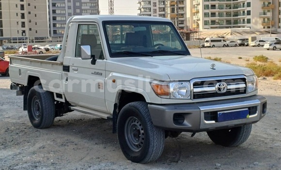 Tenga Tsaru Toyota Land Cruiser Chena Mota in Harare in Harare Tenga Tsaru Toyota Land Cruiser Chena Mota in Harare in Harare