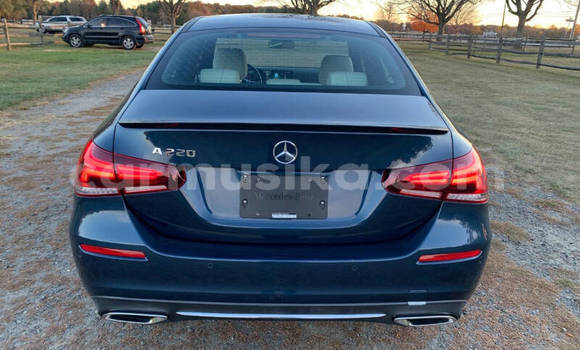 Tenga Tsaru Mercedes-Benz A200 Bhuruu Mota in Harare in Harare Tenga Tsaru Mercedes-Benz A200 Bhuruu Mota in Harare in Harare