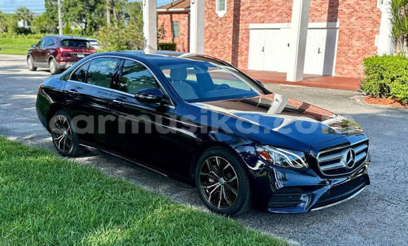 Buy Used Mercedes-Benz E-Classe Blue Car in Harare in Harare Buy Used Mercedes-Benz E-Classe Blue Car in Harare in Harare