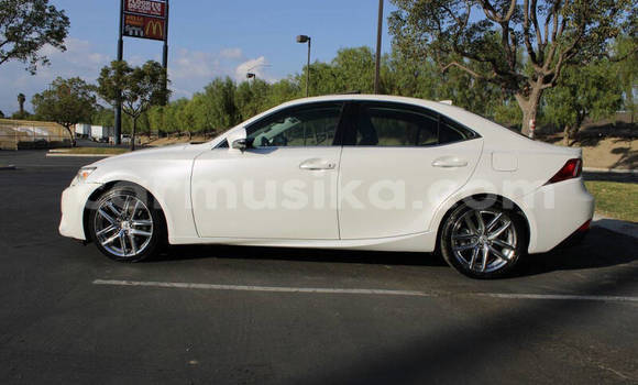 Tenga Tsaru Lexus IS Zvimwe Mota in Harare in Harare Tenga Tsaru Lexus IS Zvimwe Mota in Harare in Harare