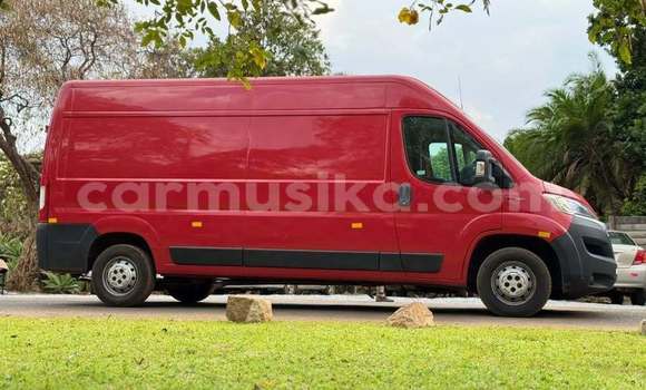 Acheter Occasion Voiture Fiat Duna Rouge à Harare, Harare Acheter Occasion Voiture Fiat Duna Rouge à Harare, Harare