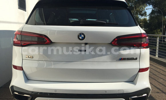 Nunua Ilio tumika BMW X5 Nyeupe Gari ndani ya Beitbridge nchini Matabeleland Kusini Nunua Ilio tumika BMW X5 Nyeupe Gari ndani ya Beitbridge nchini Matabeleland Kusini
