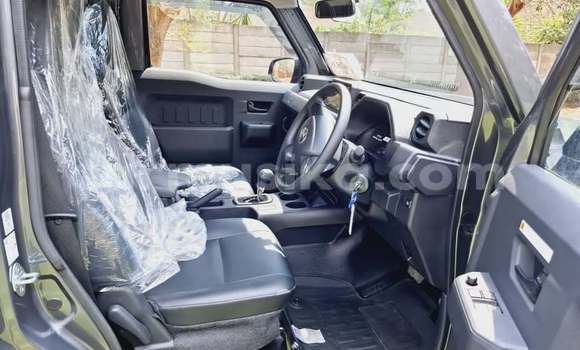 Acheter Occasion Voiture Toyota Hilux Noir à Harare, Harare Acheter Occasion Voiture Toyota Hilux Noir à Harare, Harare
