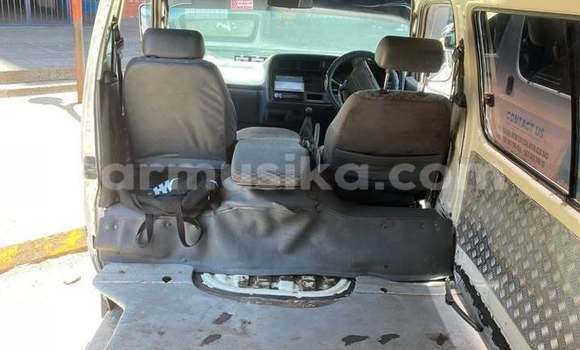 Acheter Occasion Voiture Toyota Hiace Blanc à Harare, Harare Acheter Occasion Voiture Toyota Hiace Blanc à Harare, Harare