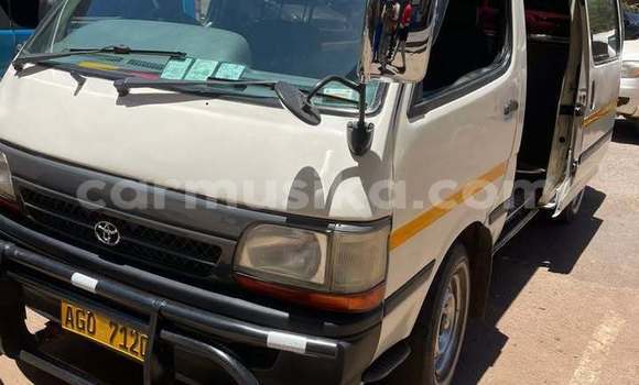 Acheter Occasion Voiture Toyota Hiace Blanc à Harare, Harare Acheter Occasion Voiture Toyota Hiace Blanc à Harare, Harare