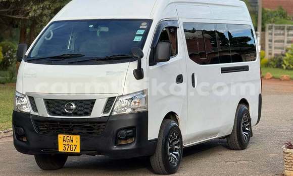 Nunua Ilio tumika Nissan NV350 Caravan Nyeupe Gari ndani ya Harare nchini Harare Nunua Ilio tumika Nissan NV350 Caravan Nyeupe Gari ndani ya Harare nchini Harare