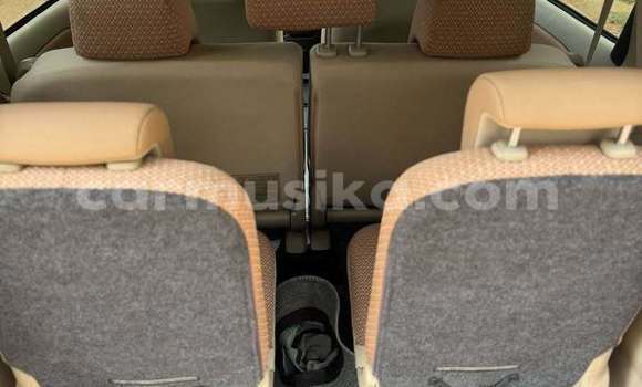 Nunua Ilio tumika Toyota Sienta Nyekundu Gari ndani ya Harare nchini Harare Nunua Ilio tumika Toyota Sienta Nyekundu Gari ndani ya Harare nchini Harare