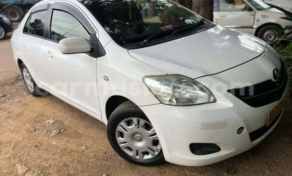 Nunua Ilio tumika Toyota Belta Nyeupe Gari ndani ya Harare nchini Harare Nunua Ilio tumika Toyota Belta Nyeupe Gari ndani ya Harare nchini Harare
