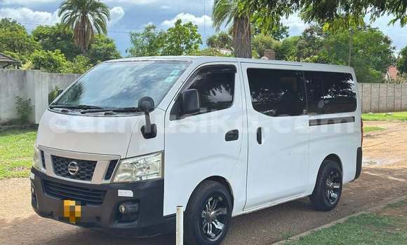 Nunua Ilio tumika Nissan Nv350 Nyeupe Gari ndani ya Harare nchini Harare Nunua Ilio tumika Nissan Nv350 Nyeupe Gari ndani ya Harare nchini Harare