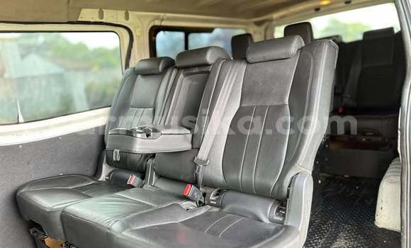 Nunua Ilio tumika Nissan Nv350 Nyeupe Gari ndani ya Harare nchini Harare Nunua Ilio tumika Nissan Nv350 Nyeupe Gari ndani ya Harare nchini Harare