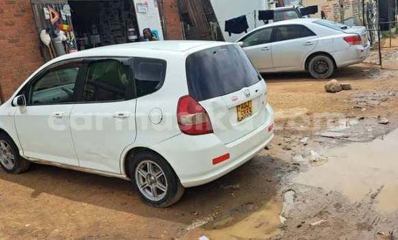 Tenga Tsaru Honda Fit Chena Mota in Harare in Harare Tenga Tsaru Honda Fit Chena Mota in Harare in Harare