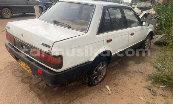 Tenga Tsaru Mazda 323 Zvimwe Mota in Harare in Harare Tenga Tsaru Mazda 323 Zvimwe Mota in Harare in Harare