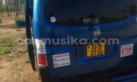 Tenga Tsaru Nissan Caravan Bhuruu Mota in Harare in Harare Tenga Tsaru Nissan Caravan Bhuruu Mota in Harare in Harare