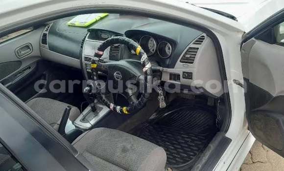 Acheter Occasion Voiture Nissan Wingroad Blanc à Harare, Harare Acheter Occasion Voiture Nissan Wingroad Blanc à Harare, Harare