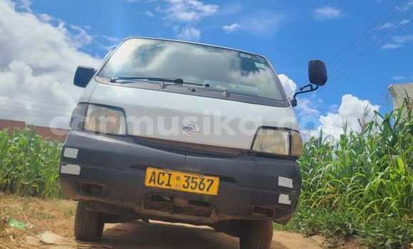 Tenga Tsaru Nissan Vanette Chena Mota in Harare in Harare Tenga Tsaru Nissan Vanette Chena Mota in Harare in Harare