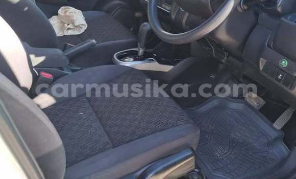 Acheter Occasion Voiture Honda Fit Blanc à Harare, Harare Acheter Occasion Voiture Honda Fit Blanc à Harare, Harare