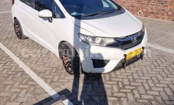 Acheter Occasion Voiture Honda Fit Blanc à Harare, Harare Acheter Occasion Voiture Honda Fit Blanc à Harare, Harare