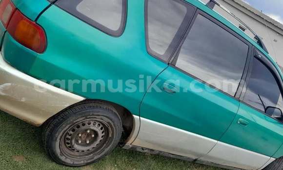 Acheter Occasion Voiture Toyota Ipsum Vert à Harare, Harare