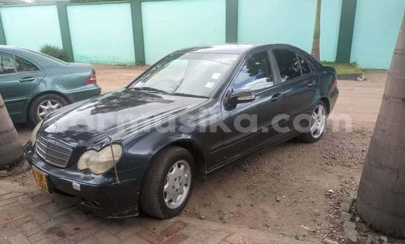 Tenga Tsaru Mercedes-Benz C180 coupe Zvimwe Mota in Harare in Harare Tenga Tsaru Mercedes-Benz C180 coupe Zvimwe Mota in Harare in Harare