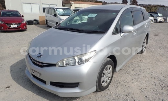 Tenga Tsaru Toyota Wish Sirivha Mota in Beitbridge in Matabeleland South
